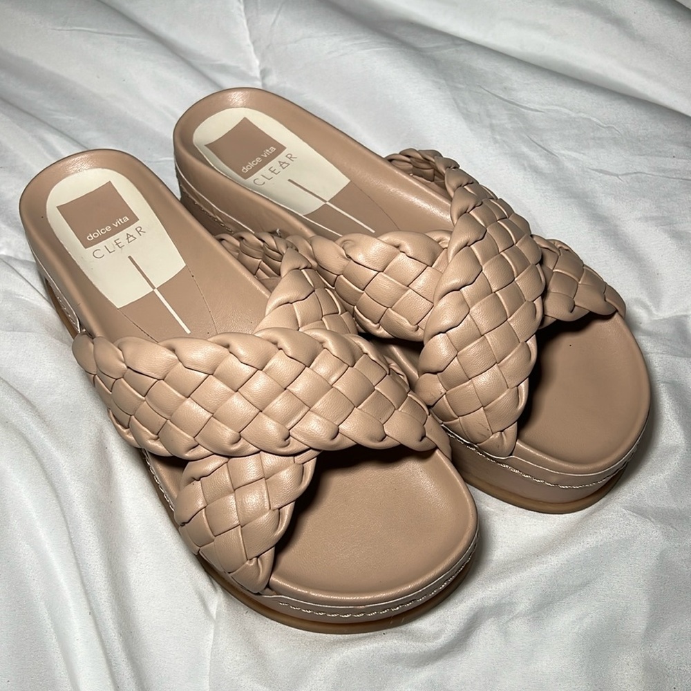 dolce vita Wrenley Sandals